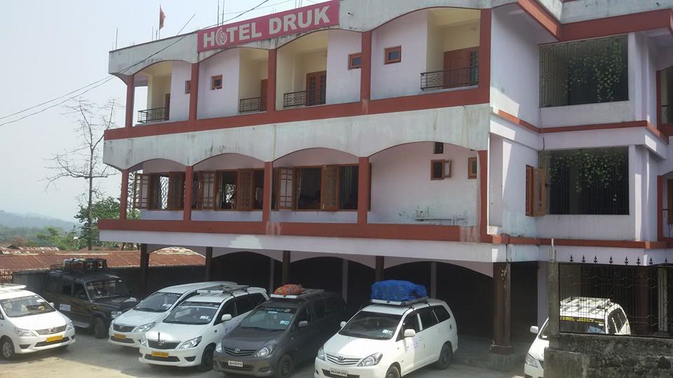 Hotel Druk Bhalukpung Exteriör bild