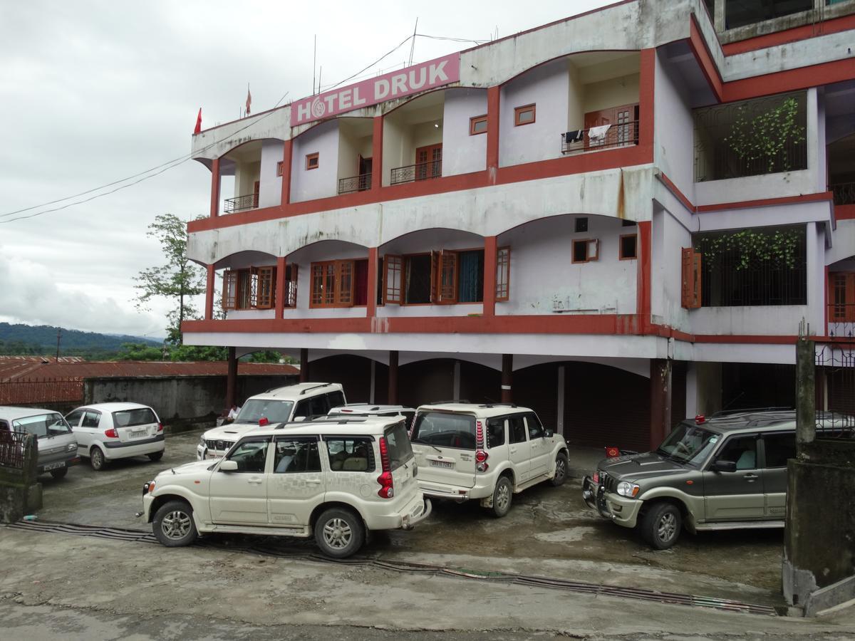 Hotel Druk Bhalukpung Exteriör bild